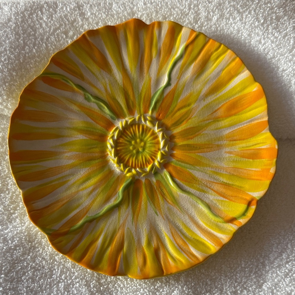 Anthropologie Lily Pad Plate